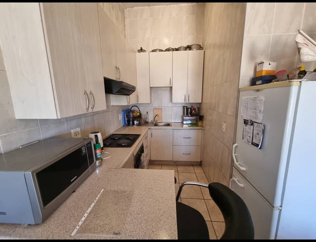 2 BEDROOM TOWNHOUSE FOR SALE IN RIDGEWAY